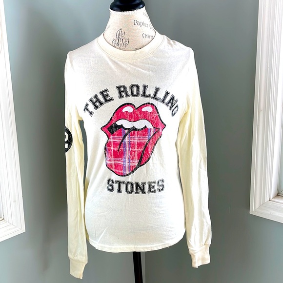 the Rolling Stones Tops - Rolling Stones vintage look long sleeve EUC Size XS